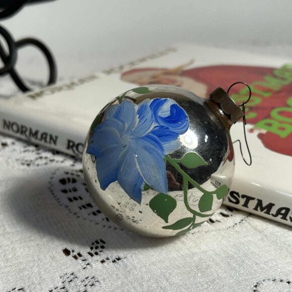 MCM hand painted mercury glass Christmas ornament - Picture 4 of 10